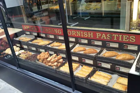 Ginger Bakers photo 3